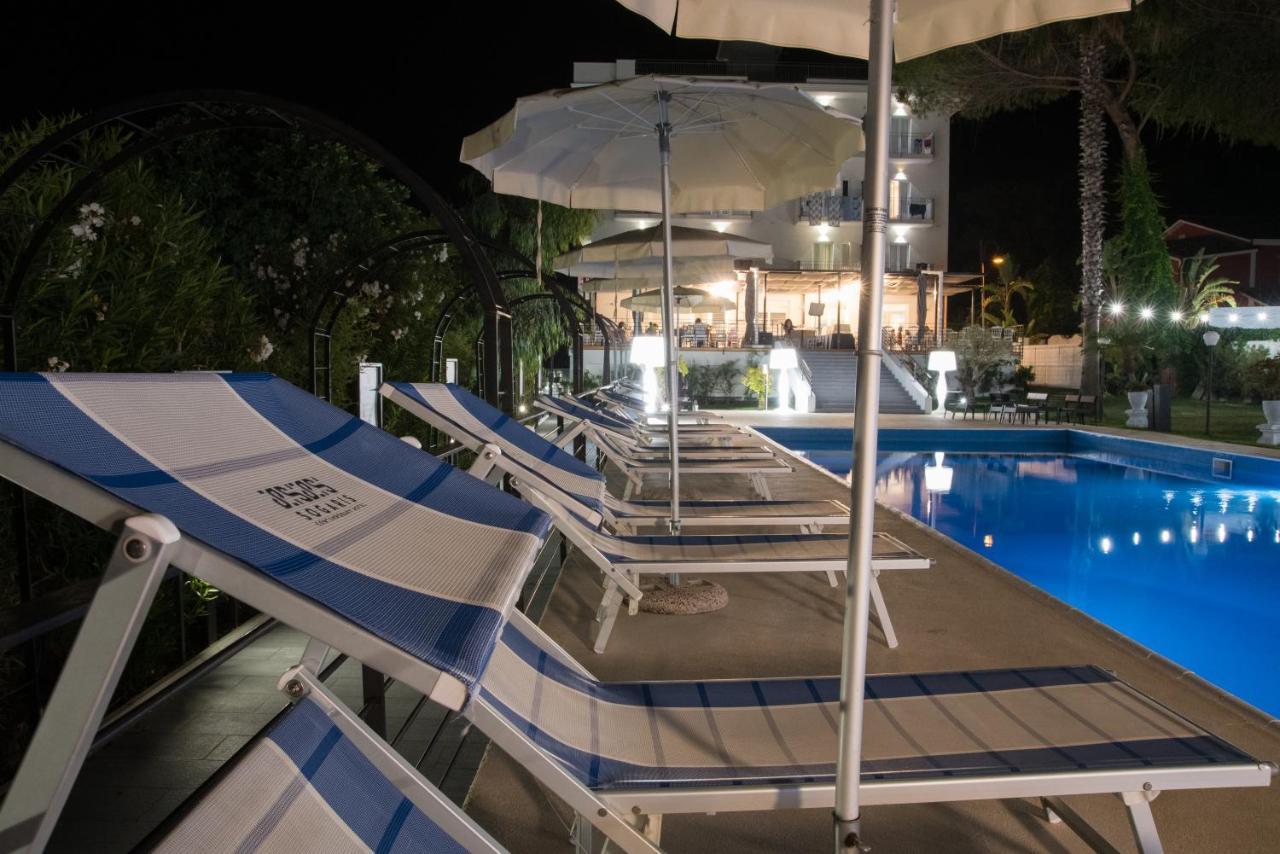 Hotel Sogaris Paestum Kültér fotó