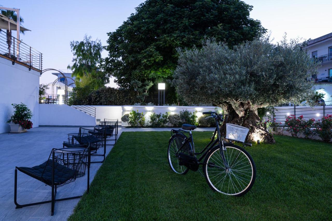 Hotel Sogaris Paestum Kültér fotó